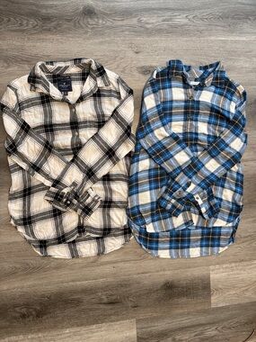 American Eagle Outfitters Blue, Black & Cream Plaid Button-Up Shirt